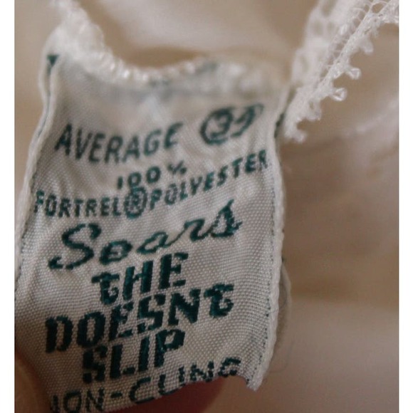 Sears "The Doesn't Slip" Vintage 70's White Eyelet Lace long slip Dress Size 34 - Picture 3 of 6